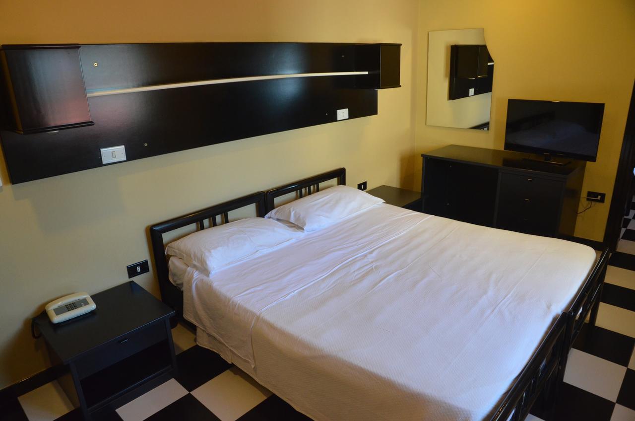La Nuova Quercia Hotel Belpasso Zewnętrze zdjęcie